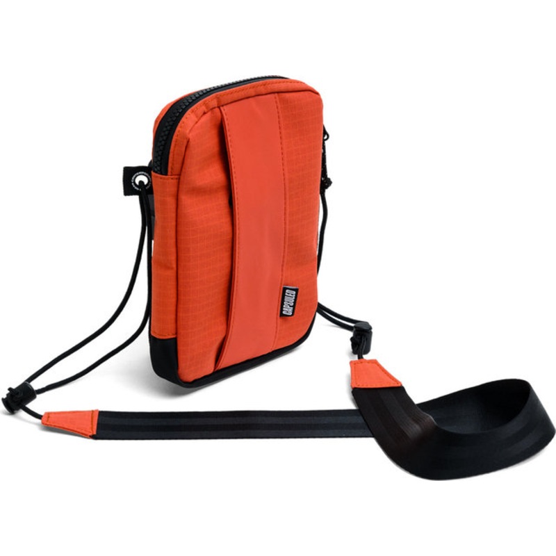 Capsuled Pouch Bag